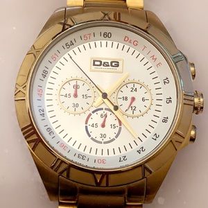 Dolce & Gabbana mens watch. Gold. Rare and in pristine shape. 9.5/10